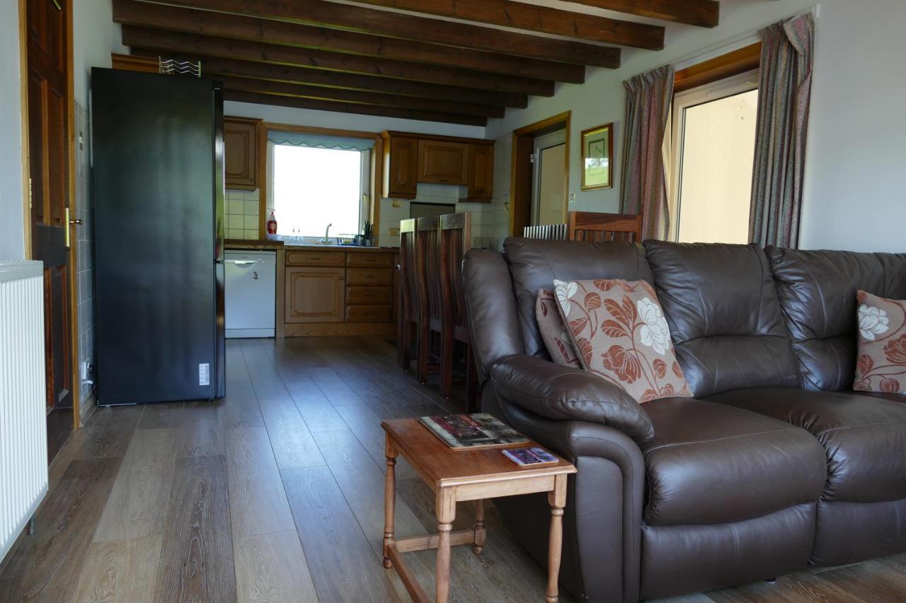 Wallace Lodge Крийф Екстериор снимка