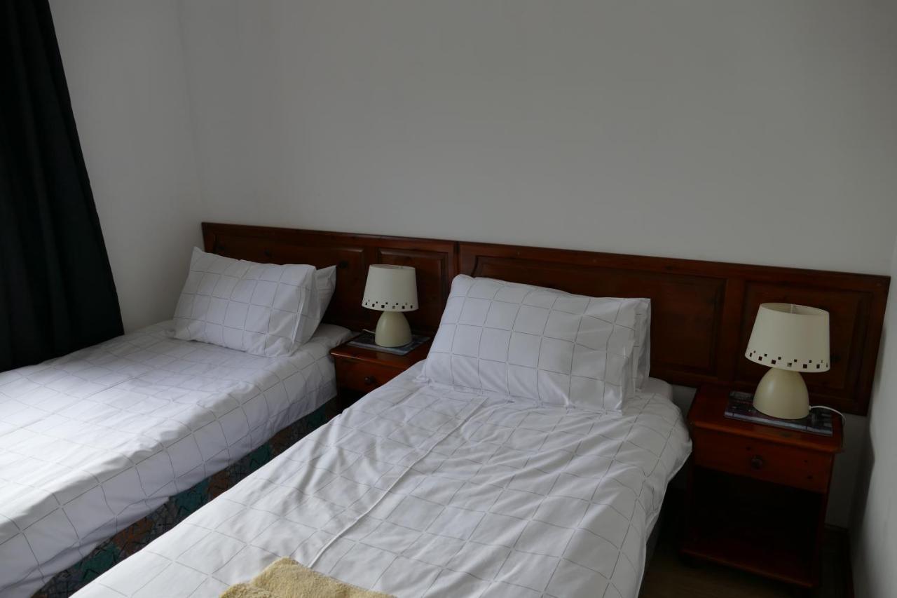 Wallace Lodge Крийф Екстериор снимка