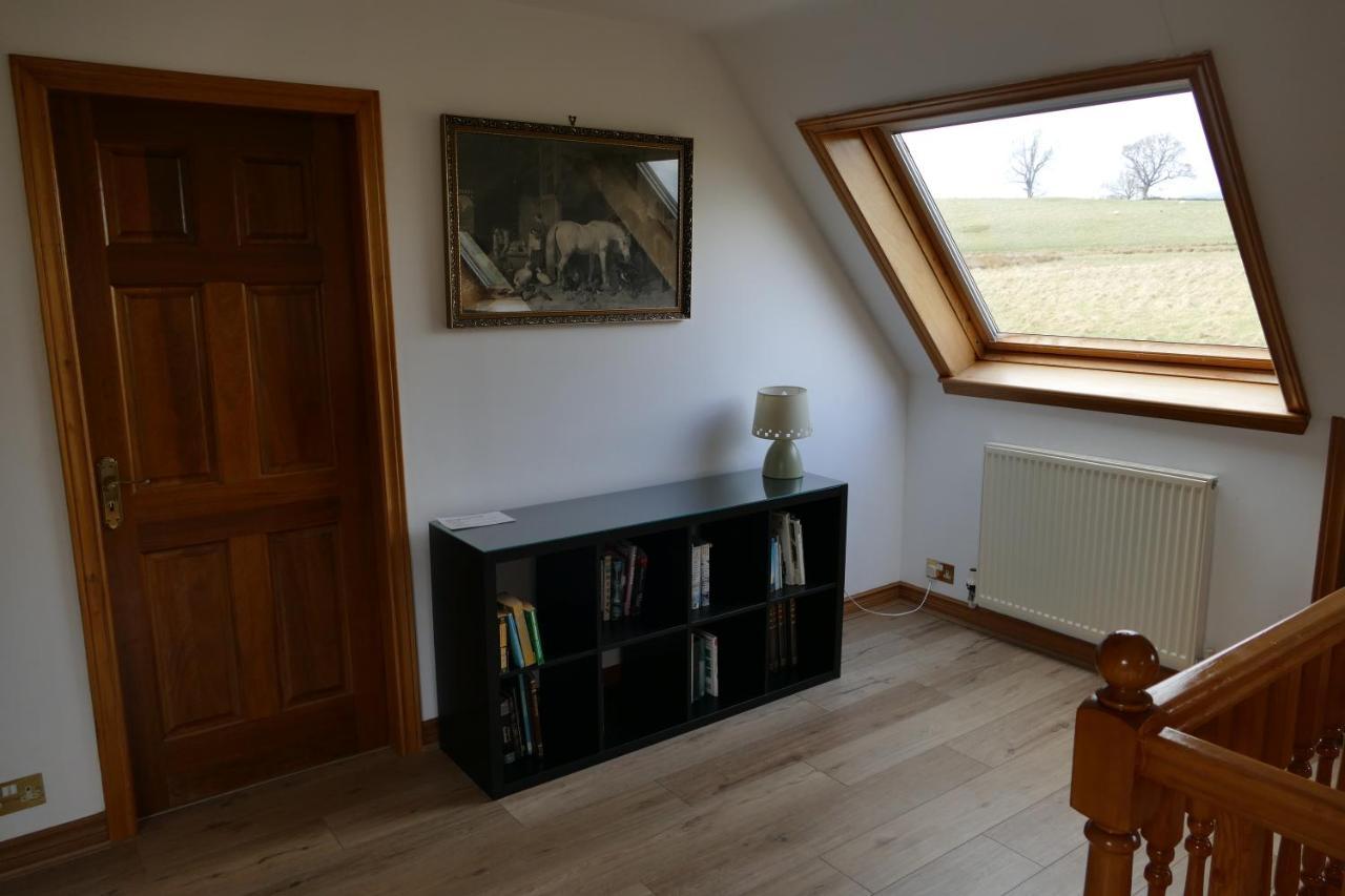 Wallace Lodge Крийф Екстериор снимка