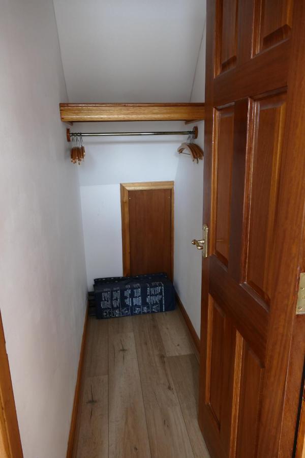 Wallace Lodge Крийф Екстериор снимка